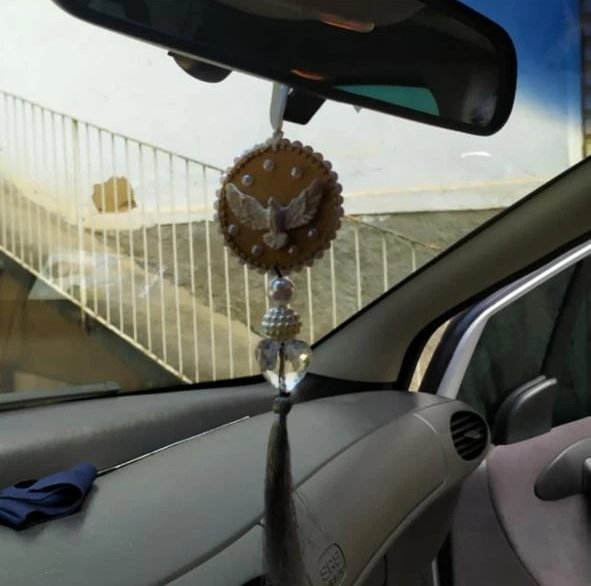 Escapulário de retrovisor de carro