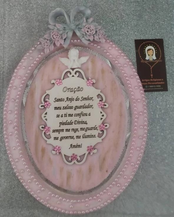 Quadro oval rosa com a oração do Anjo da Guarda